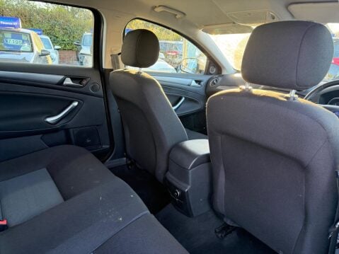 Ford Mondeo 1.6 TDCi ECOnetic Edge Euro 5 (s/s) 5dr 22