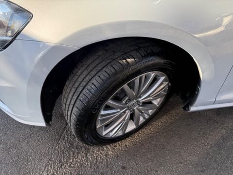 Volkswagen Golf 1.0 TSI SE Euro 6 (s/s) 5dr 26