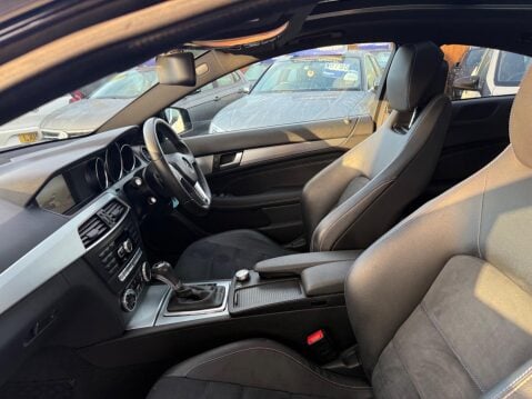 Mercedes-Benz C Class 2.1 C250 CDI AMG Sport Edition G-Tronic+ Euro 5 (s/s) 2dr 32