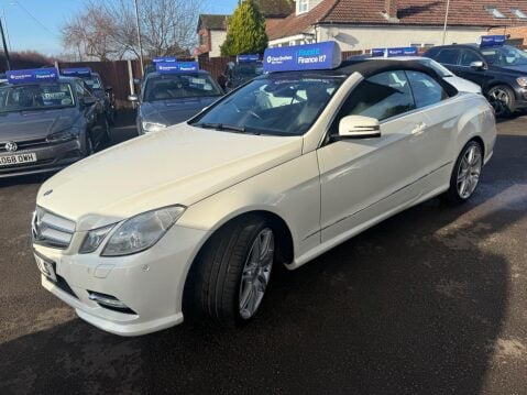 Mercedes-Benz E Class 2.1 E250 CDI BlueEfficiency Sport Cabriolet G-Tronic+ Euro 5 (s/s) 2dr 10