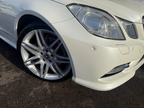 Mercedes-Benz E Class 2.1 E250 CDI BlueEfficiency Sport Cabriolet G-Tronic+ Euro 5 (s/s) 2dr 28