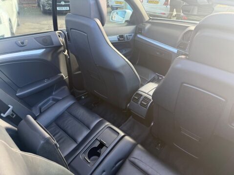 Mercedes-Benz E Class 2.1 E250 CDI BlueEfficiency Sport Cabriolet G-Tronic+ Euro 5 (s/s) 2dr 27