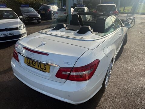 Mercedes-Benz E Class 2.1 E250 CDI BlueEfficiency Sport Cabriolet G-Tronic+ Euro 5 (s/s) 2dr 17