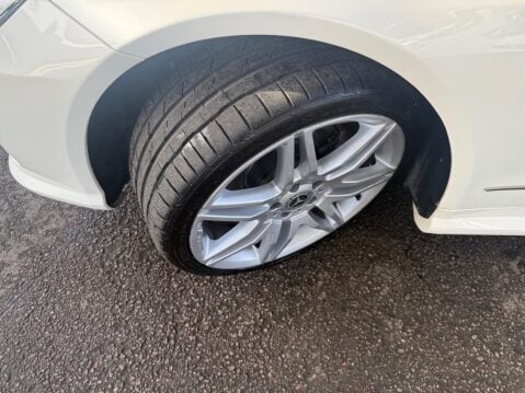 Mercedes-Benz E Class 2.1 E250 CDI BlueEfficiency Sport Cabriolet G-Tronic+ Euro 5 (s/s) 2dr 29