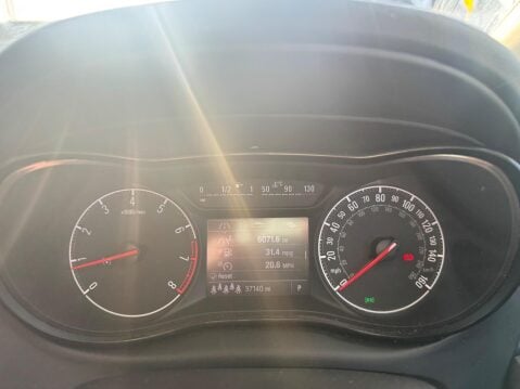 Vauxhall Zafira 1.4i Turbo SRi Nav Auto Euro 6 5dr 9