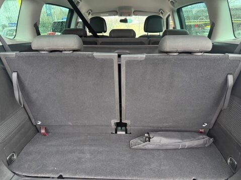 Vauxhall Zafira 2.0 CDTi SRi Euro 5 5dr 39