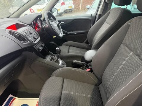 Vauxhall Zafira 2.0 CDTi SRi Euro 5 5dr 36