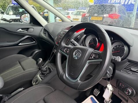 Vauxhall Zafira 2.0 CDTi SRi Euro 5 5dr 30