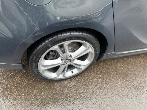 Vauxhall Zafira 2.0 CDTi SRi Euro 5 5dr 19