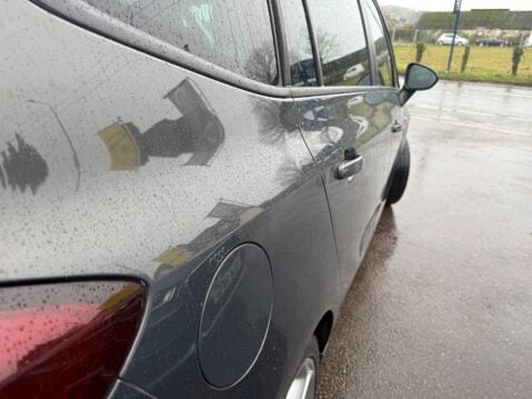 Vauxhall Zafira 2.0 CDTi SRi Euro 5 5dr 16