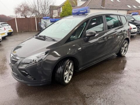 Vauxhall Zafira 2.0 CDTi SRi Euro 5 5dr 4
