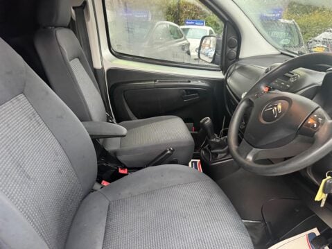 Citroen Nemo 1.3 HDi 16v Enterprise FWD L1 H1 3dr 23