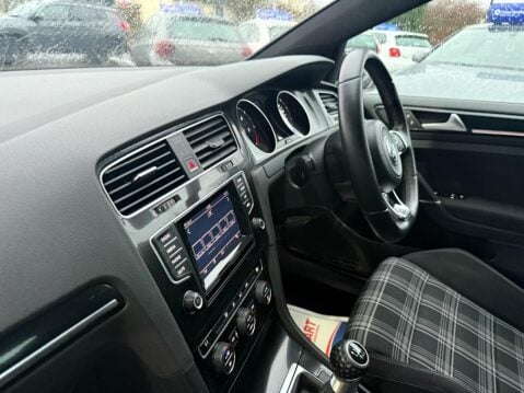 Volkswagen Golf 2.0 TDI BlueMotion Tech GTD Euro 6 (s/s) 5dr 13