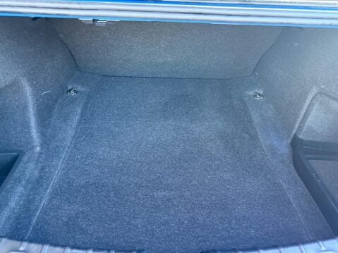 BMW 3 Series 2.0 318d M Sport Euro 5 (s/s) 4dr 33