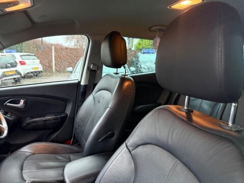 Hyundai ix35 1.7 CRDi Premium Euro 5 (s/s) 5dr 35