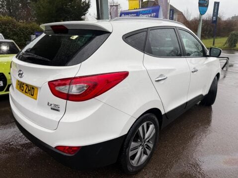Hyundai ix35 1.7 CRDi Premium Euro 5 (s/s) 5dr 10
