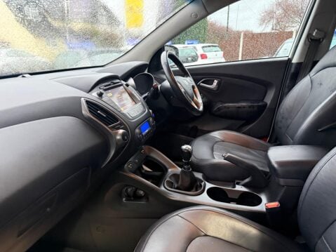 Hyundai ix35 1.7 CRDi Premium Euro 5 (s/s) 5dr 36
