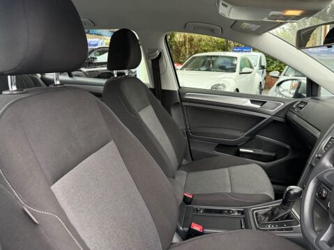 Volkswagen Golf 1.4 TSI BlueMotion Tech S DSG Euro 5 (s/s) 5dr 24
