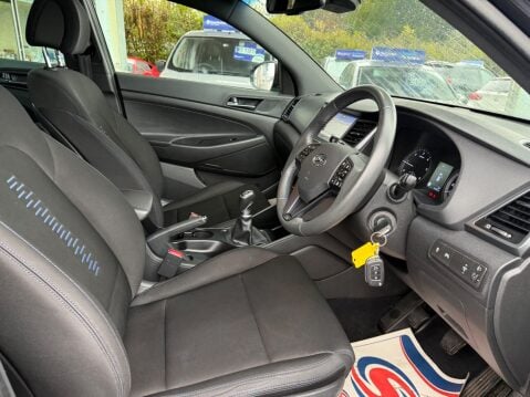 Hyundai TUCSON 1.7 CRDi Blue Drive GO! SE Euro 6 (s/s) 5dr 29