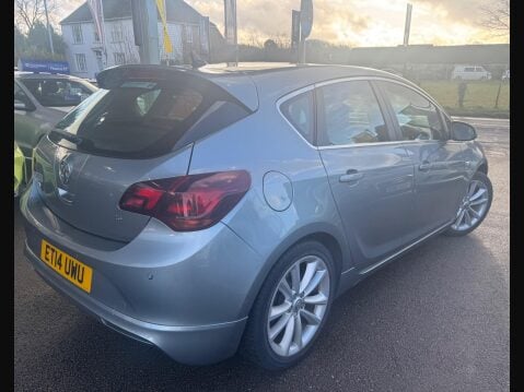 Vauxhall Astra 1.6 16v Elite Auto Euro 5 5dr 4