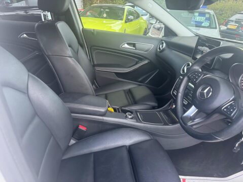 Mercedes-Benz A Class 2.1 A200d Sport (Premium) 7G-DCT Euro 6 (s/s) 5dr 25