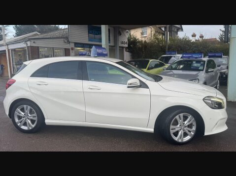 Mercedes-Benz A Class 2.1 A200d Sport (Premium) 7G-DCT Euro 6 (s/s) 5dr 8