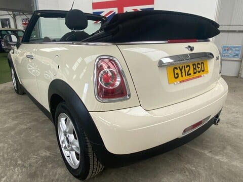 Mini Convertible ONE 10