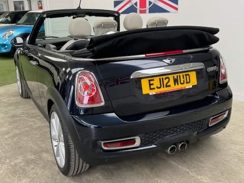 Mini Convertible COOPER S 9