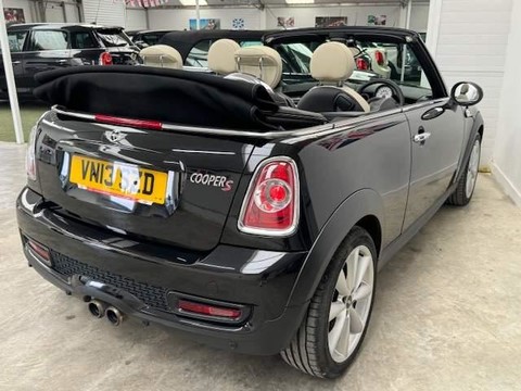 Mini Convertible COOPER S 9