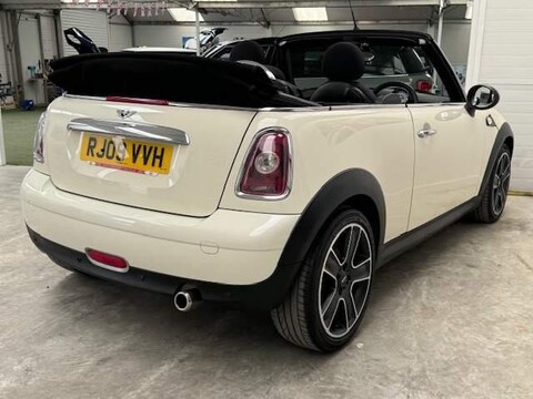 Mini Convertible COOPER 7