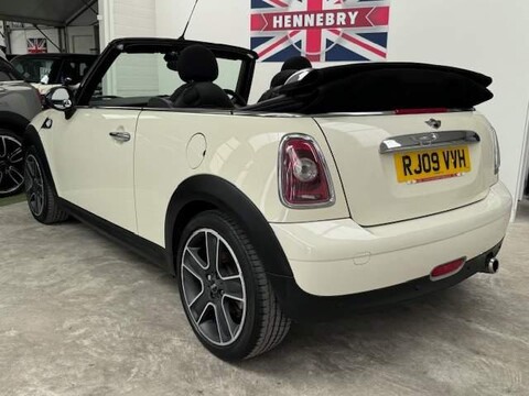 Mini Convertible COOPER 8