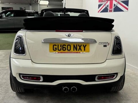 Mini Convertible COOPER S 8