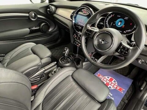 Mini Hatch COOPER EXCLUSIVE 13