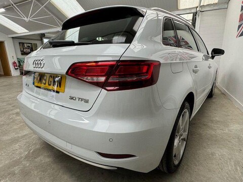 Audi A3 SPORTBACK TFSI SPORT 11