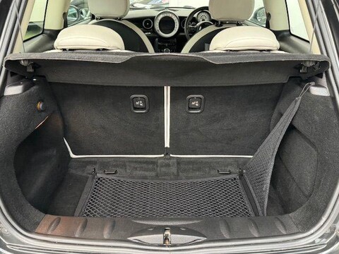 Mini Hatch COOPER S 10