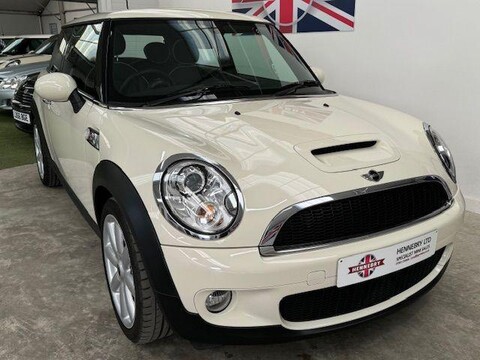 Mini Hatch COOPER S 3