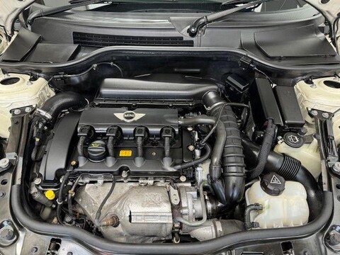 Mini Hatch COOPER S 16