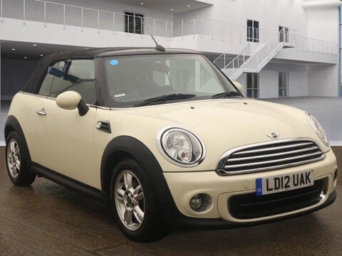 Mini Convertible ONE 1