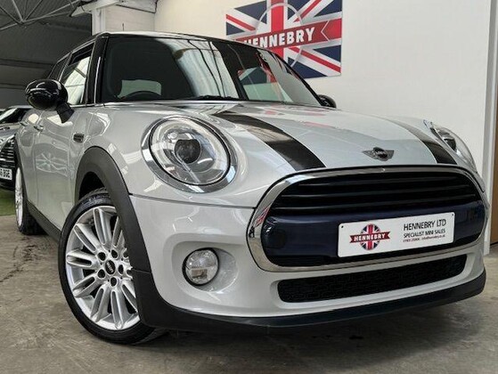 Mini Hatch COOPER