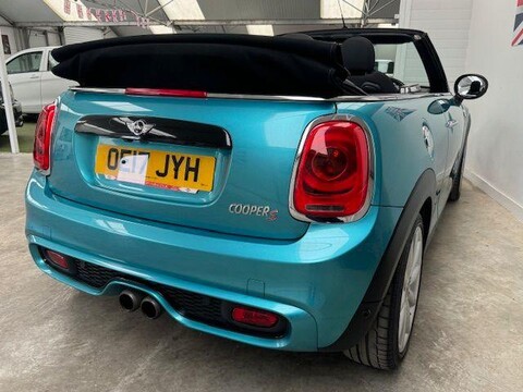 Mini Convertible COOPER S 12