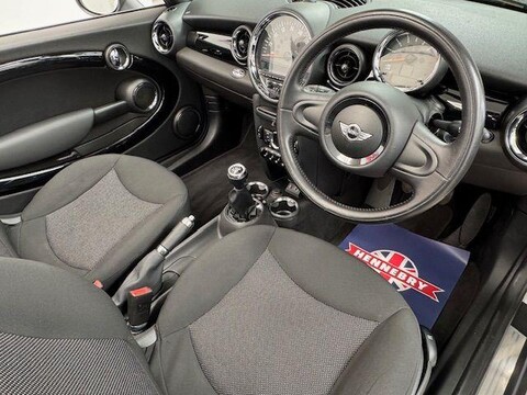 Mini Convertible ONE 13