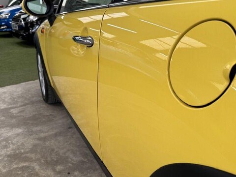 Mini Hatch COOPER 9