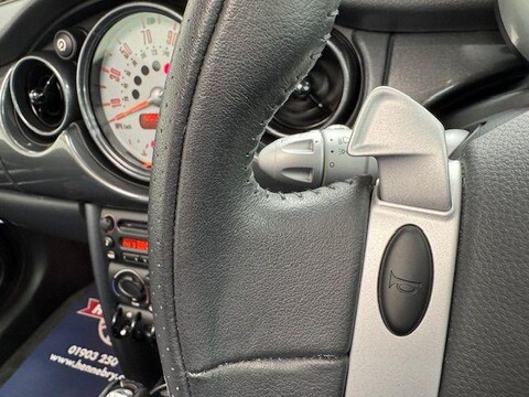 Mini Hatch COOPER 16