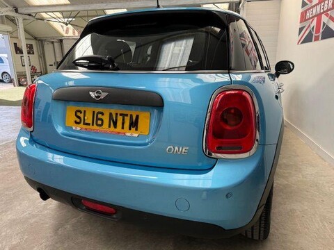 Mini Hatch ONE 10