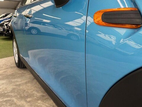 Mini Hatch ONE 5