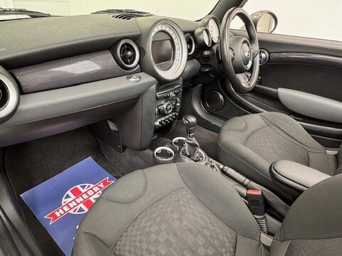Mini Convertible COOPER S 12
