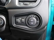 Jeep Renegade LIMITED 1.0 [120] MANUAL 26