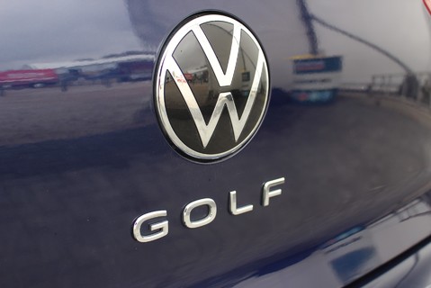 Volkswagen Golf LIFE TSI 1.5 [130] PETROL MANUAL 18