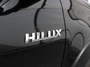 Toyota Hilux INVINCIBLE X 4WD 2.8D-4D [201] DCB 11