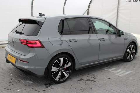 Volkswagen Golf GTD 2.0TDI [200] DSG 16